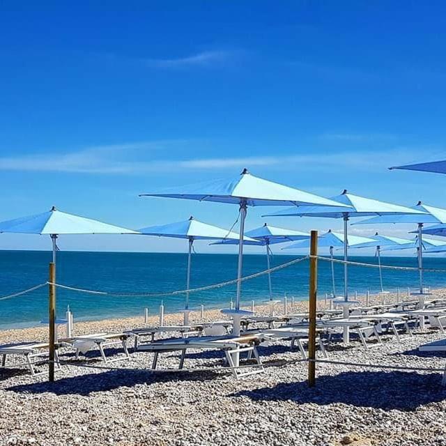 Residence Lido Dei Pini Mattinata Εξωτερικό φωτογραφία