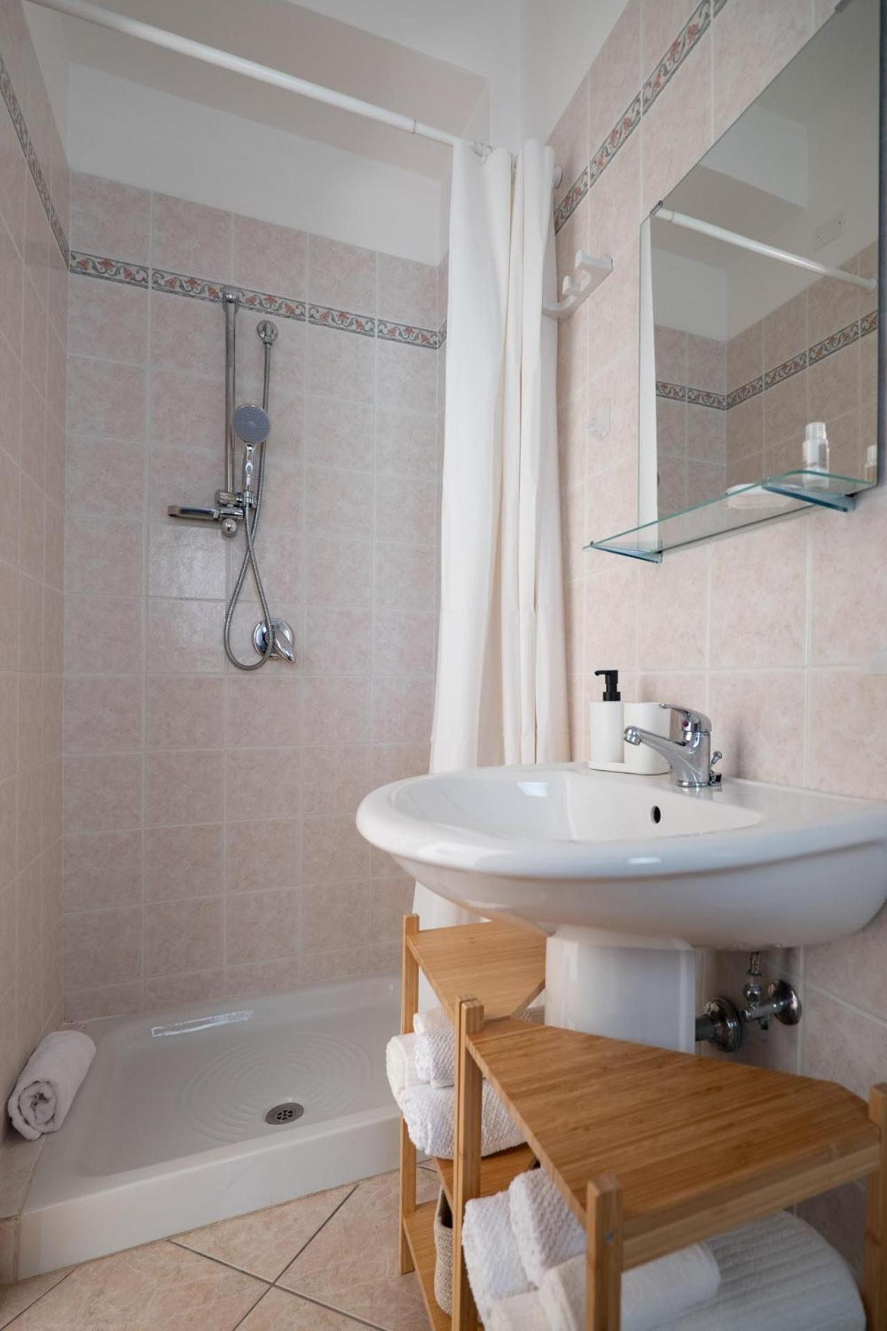 Residence Lido Dei Pini Mattinata Εξωτερικό φωτογραφία