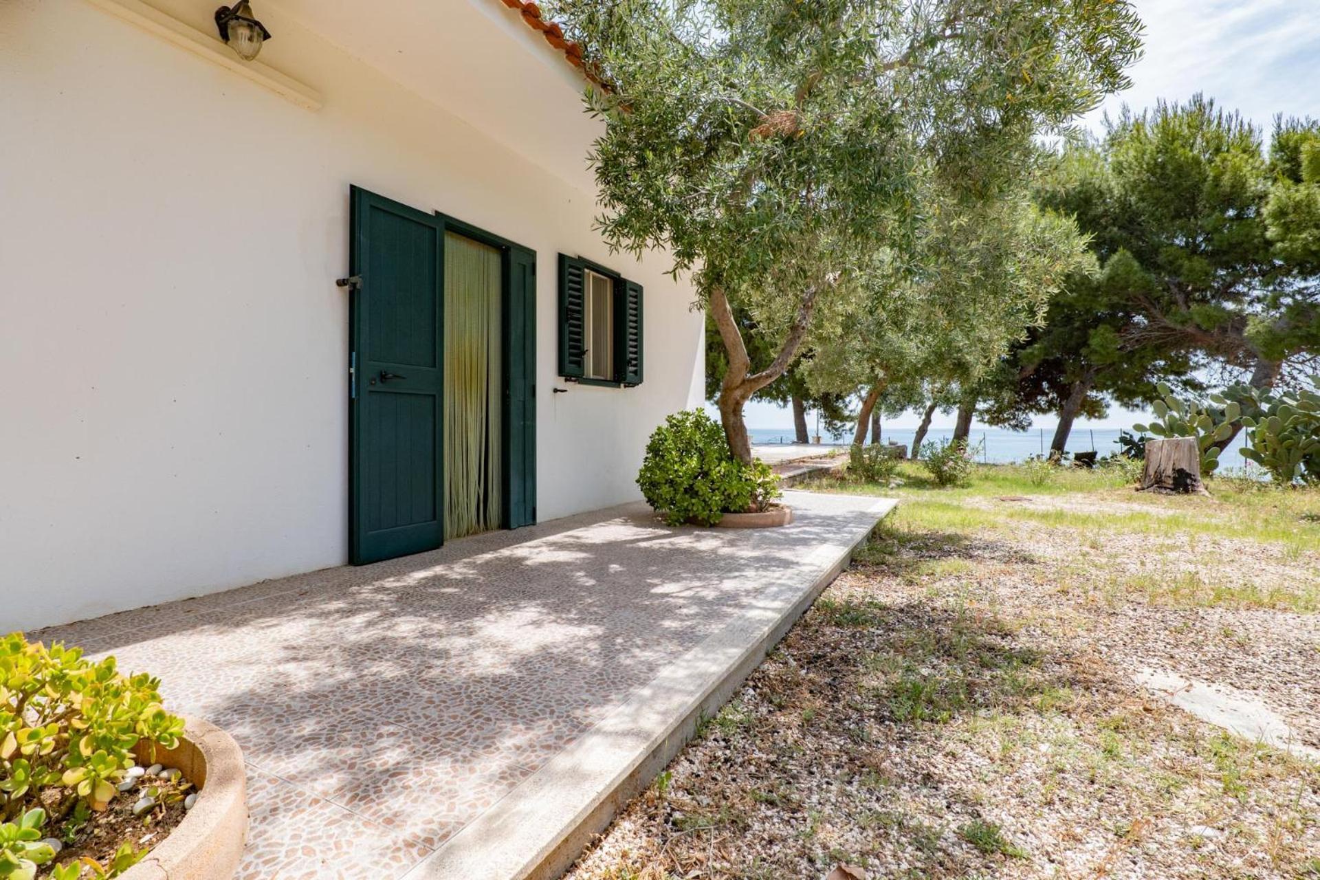 Residence Lido Dei Pini Mattinata Εξωτερικό φωτογραφία